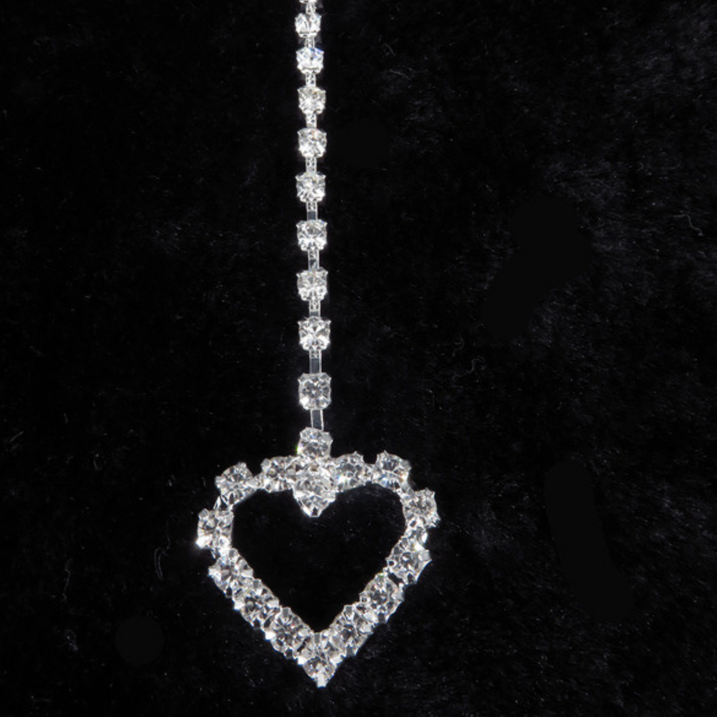 product shot of the heart shaped Rhinestone Y2K 90s Style Body Jewelry